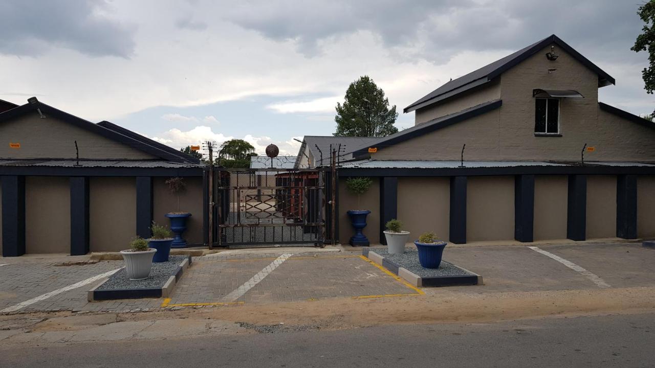 Rustique Paris Guest House Parys Buitenkant foto